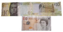 Üstte önlü arkalı İskoç, altta İngiliz Poundu